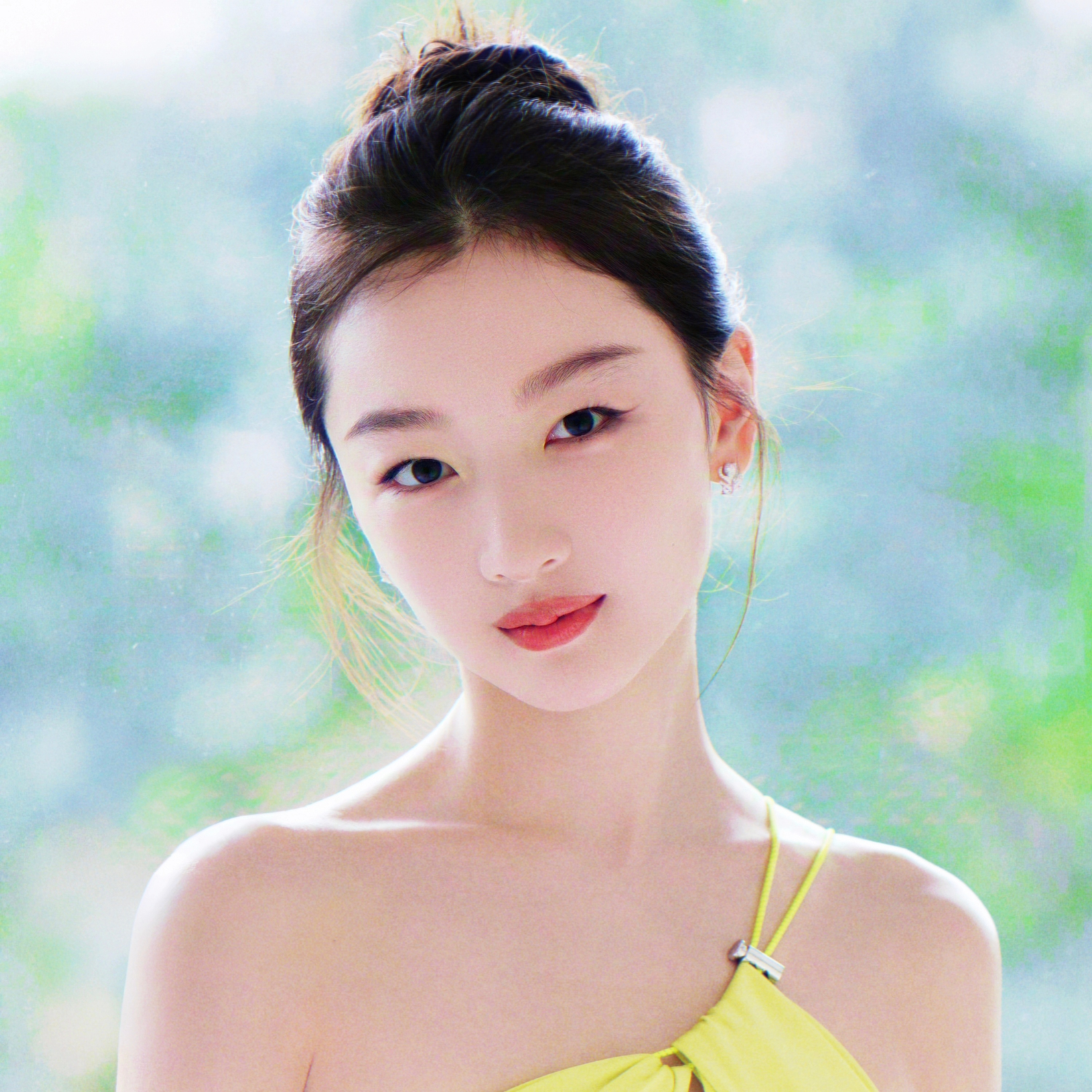 周冬雨隐秘小站,小巷深处的小店风情